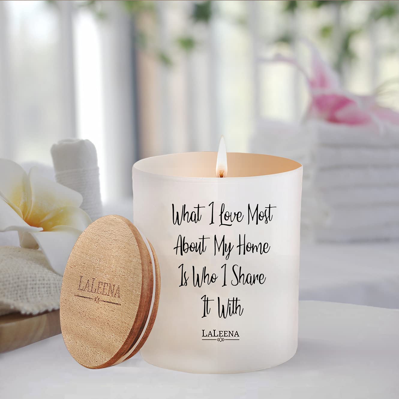 LaLeena 14oz Ocean Breeze Scented Candle - 100% Organic Soy Wax & Fragrance Oil in Glass Jar - Perfect Housewarming Gift for New Home | Relaxing Aromatherapy for Living Room, Bedroom & Bathroom