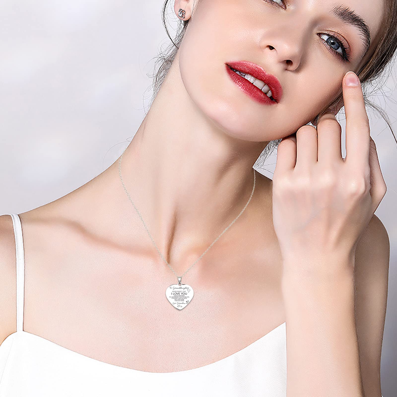HAYOUWAY Silver Heart Necklace - Gift for Daughter, Women & Girls - Birthday, Christmas
