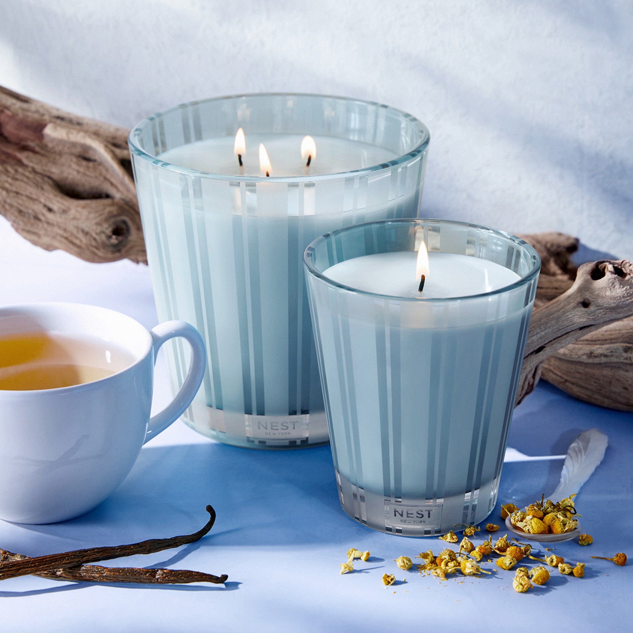 Natural Driftwood & Chamomile Scented Soy Candle - Handmade Aromatherapy Candle for Relaxation, Home Decor & Gift Giving