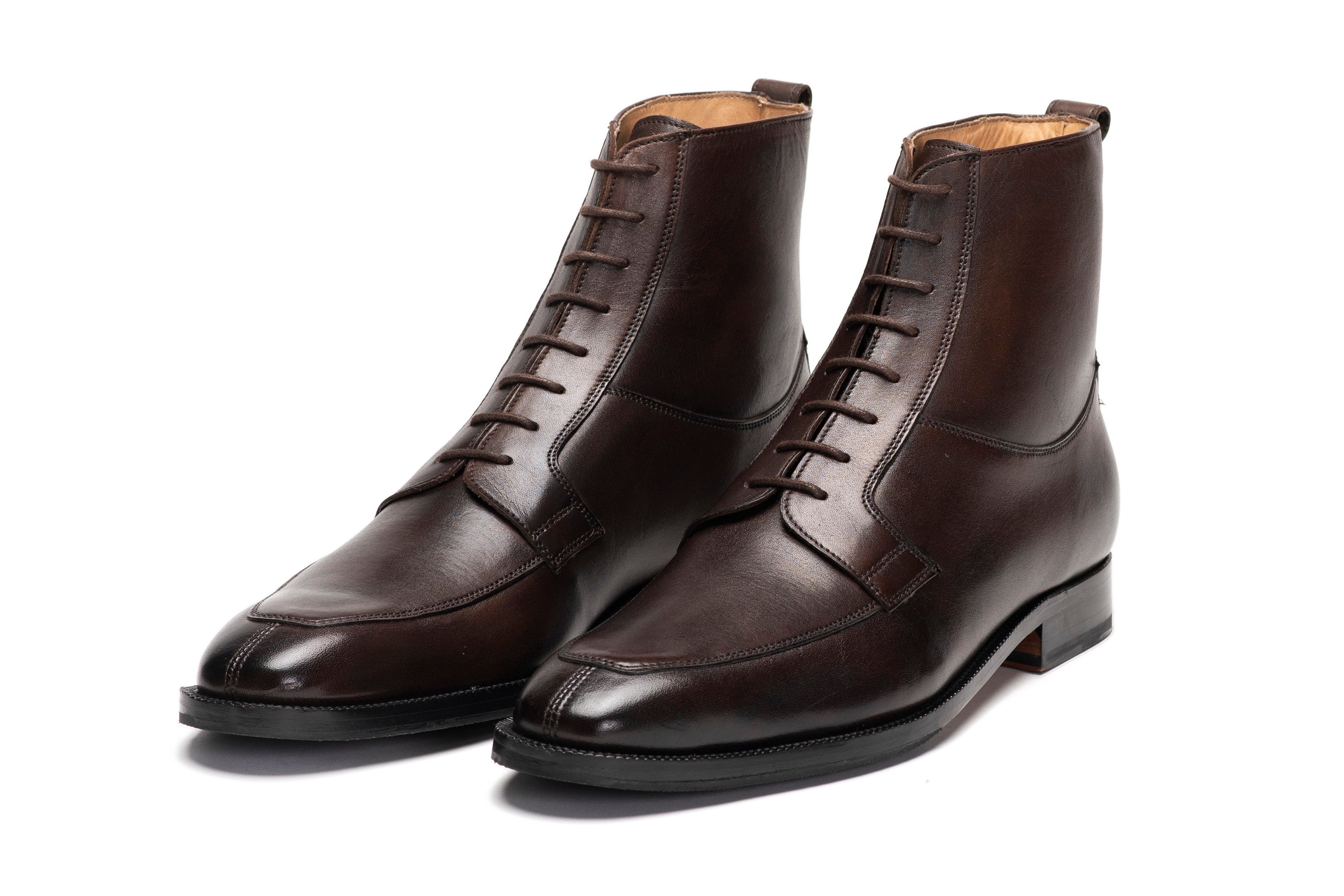 Dark Brown Derby Boots for Men & Women - Waterproof Leather Apron Work Boots - Perfect for Outdoor Work, Hiking & Casual Wear