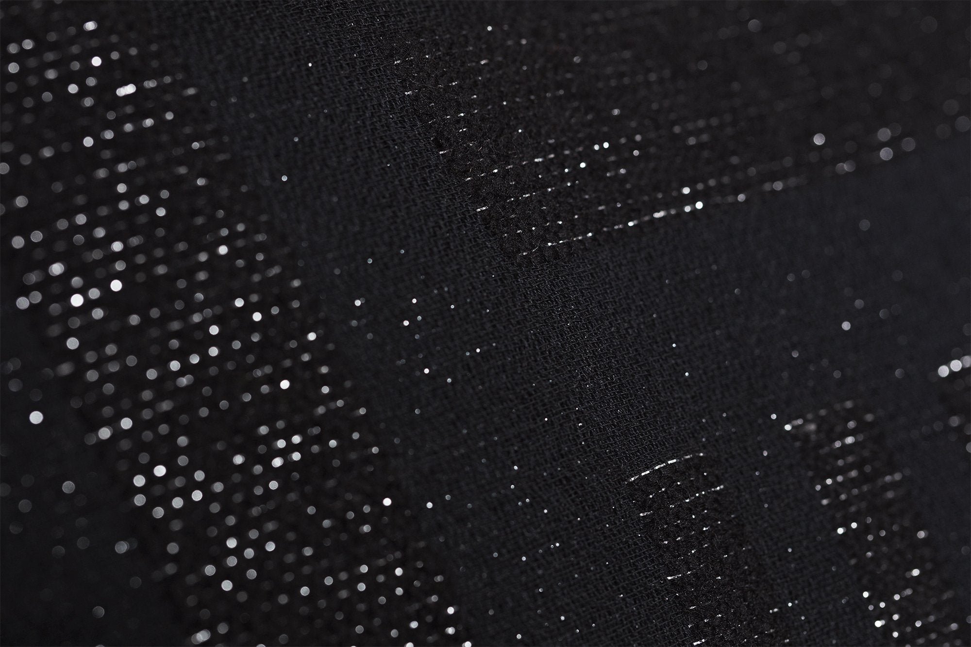 AYTM Contra Throw Blanket - Soft & Cozy Fleece Throw for Couch, Bed, and Travel - Perfect for Home, Office, and Outdoor Use
