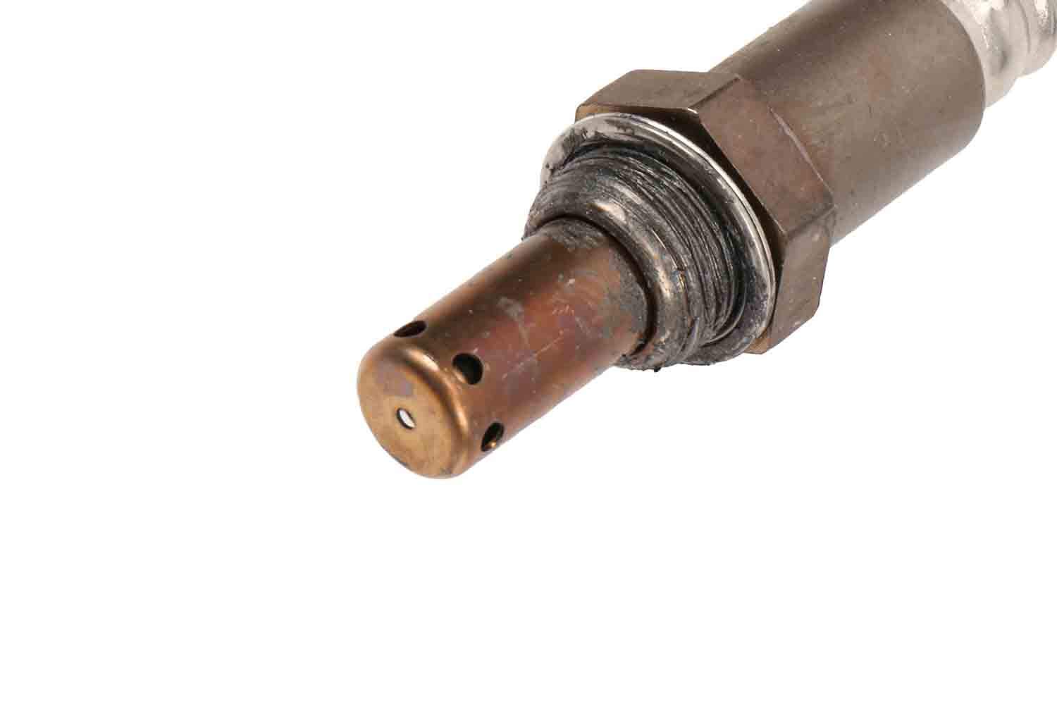 GM Genuine Parts 213-3207 Heated Oxygen Sensor - Compatible with Select GM Vehicles | High Performance O2 Sensor for Improved Fuel Efficiency & Emissions Control | Perfect for Engine Diagnostics & Performance Tuning