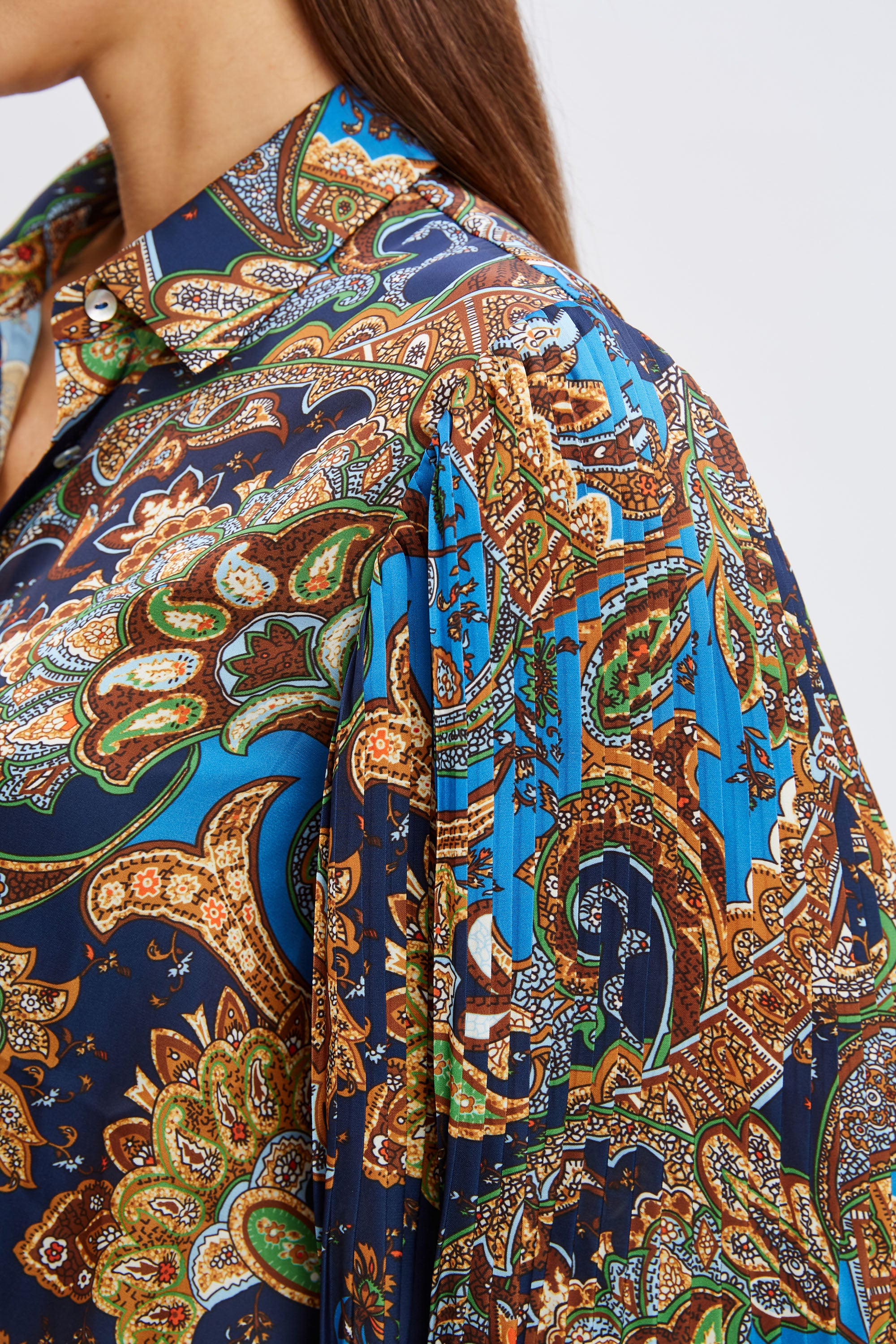 T Tahari Royal Paisley Button Down Shirt for Women - Elegant Floral Print Blouse for Office, Party & Casual Wear | Perfect for Work, Date Night & Everyday Outfits