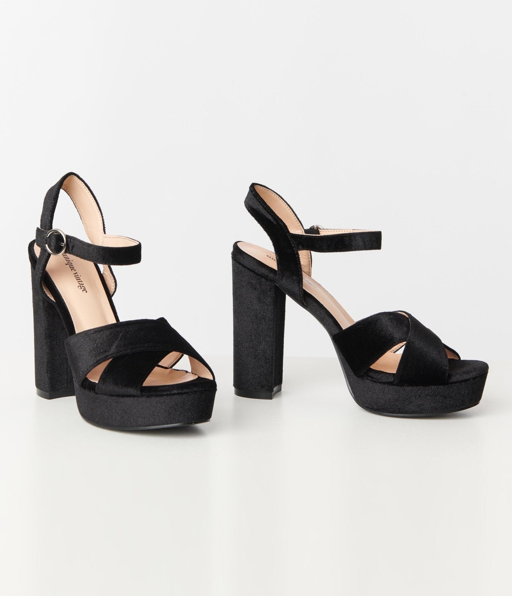 Vintage Black Velvet Platform Heels for Women - Retro High Heel Shoes for Parties, Weddings & Evening Events - Unique Fashion Statement