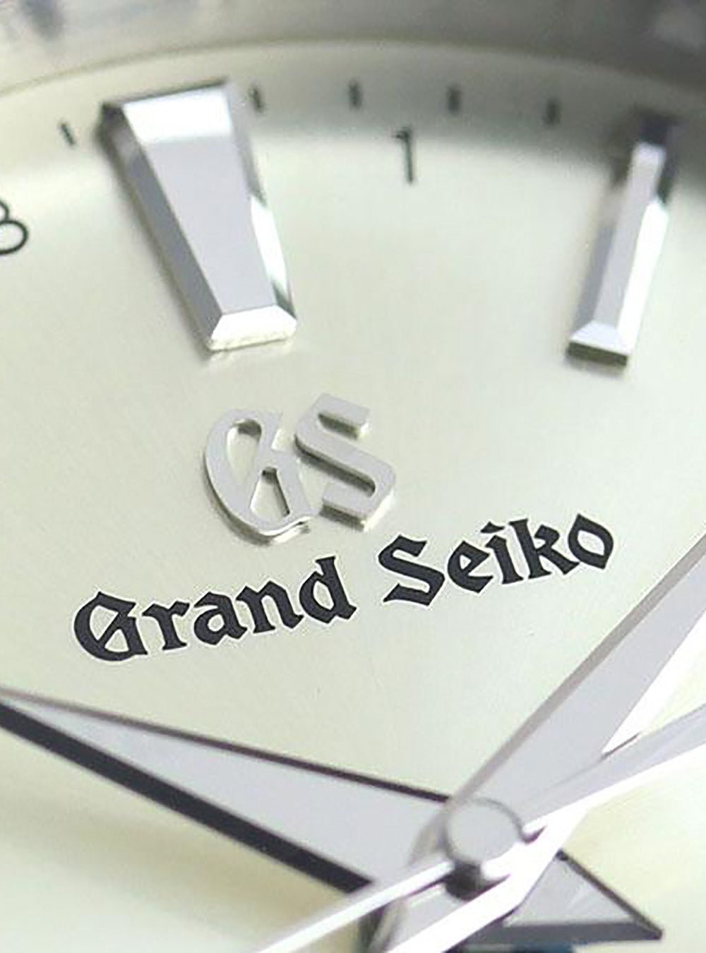 GRAND SEIKO HERITAGE COLLECTION SBGN011 Men's Luxury Quartz Watch - Made in Japan JDM - Perfect for Business, Travel & Formal Occasions