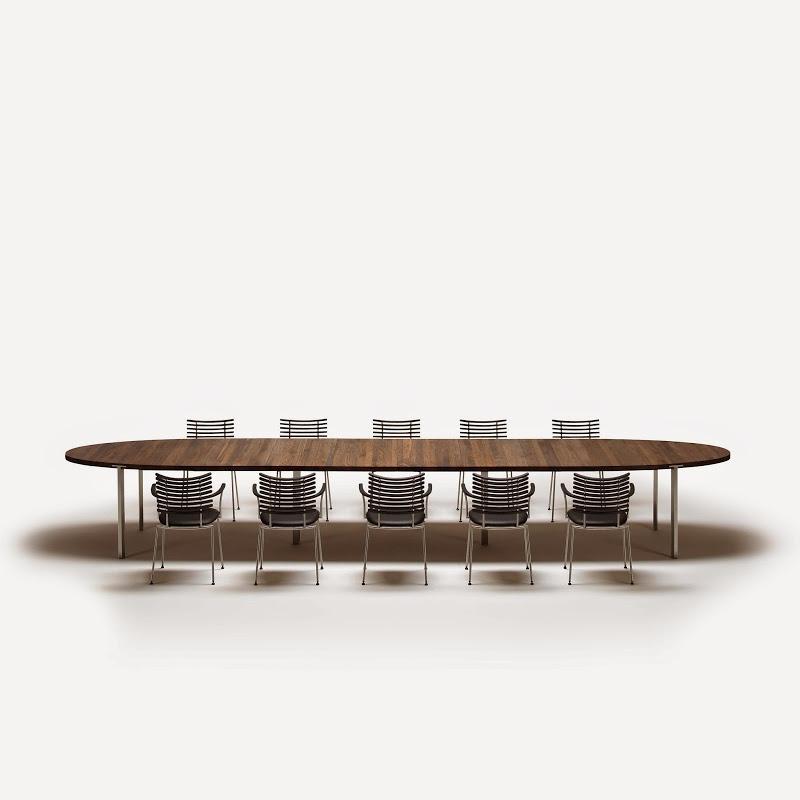 GM2100 Oval Extension Table - Expandable Dining Table for 6-8 People, Perfect for Family Gatherings & Dinner Parties