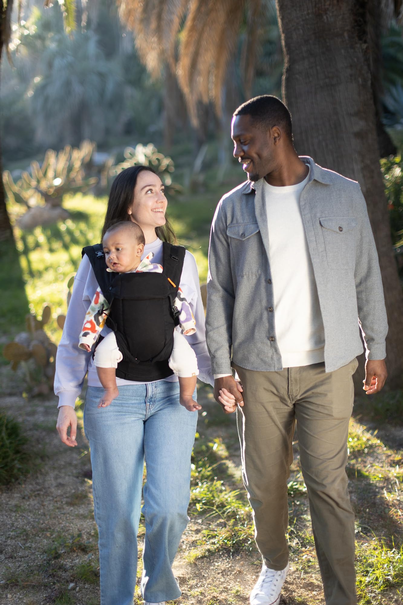 Beco Gemini Baby Carrier - Adjustable Ergonomic Front, Back & Hip Carrier for Newborn to Toddler (7-35 lbs) | Organic Metro Black | Perfect for Hiking, Travel & Everyday Use
