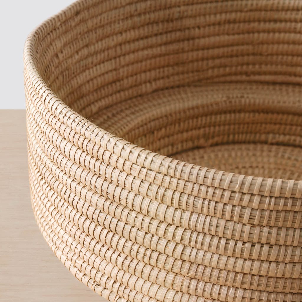 Premium MAWA Bowl - Handcrafted Ceramic Serving Bowl for Salads, Soups & Snacks - Perfect for Dining, Entertaining & Home Decor