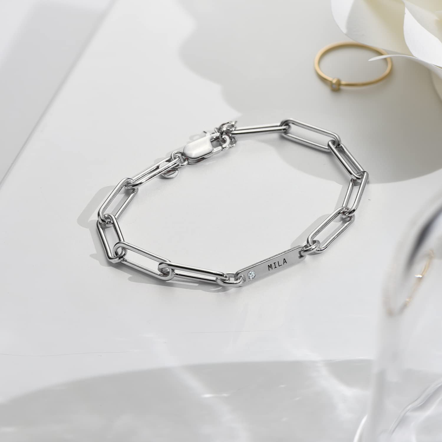 Personalized Ivy Name Paperclip Chain Bracelet with Custom Engravings - Unique Jewelry Gift for Women, Mom, Wife - Mother's Day, Christmas, Birthday Present - Perfect for Everyday Wear, Date Nights & Special Occasions