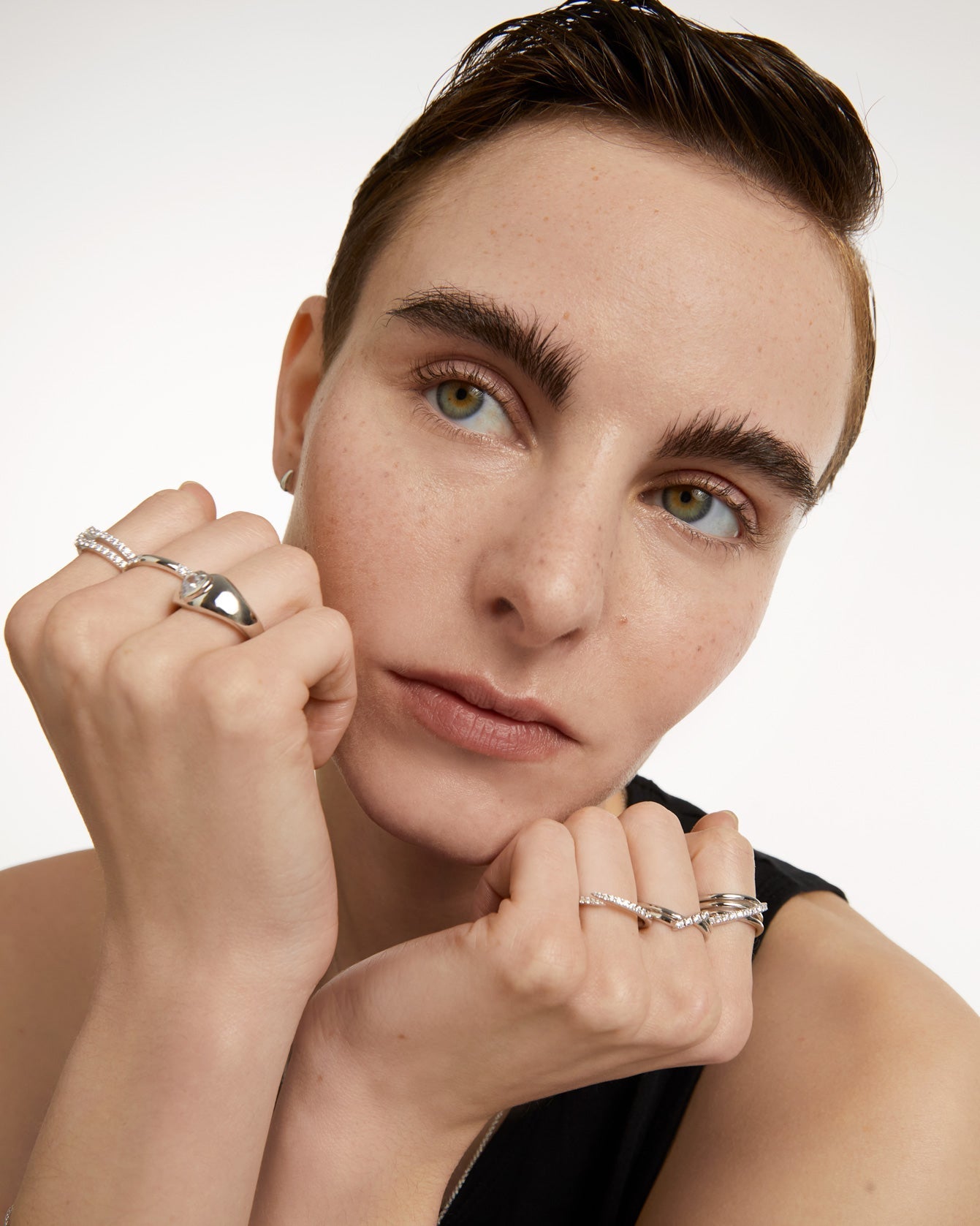 GRID Embrace Silver Ring for Women - Elegant Stackable Minimalist Jewelry - Perfect for Everyday Wear, Gifts & Special Occasions
