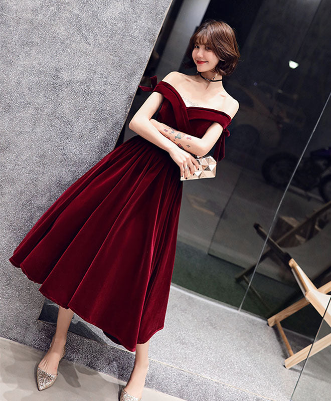 Burgundy Velvet Off Shoulder Prom Dress for Women - Elegant Homecoming Gown for Formal Events & Parties - Perfect for Dances, Weddings & Special Occasions