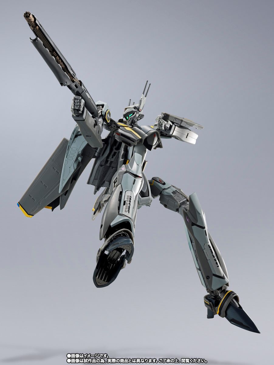 Bandai DX Chogokin Macross Frontier VF-25S Armored Messiah Valkyrie Ozma Lee Custom Revival Ver. Action Figure - Collectible Anime Robot Toy for Display & Play