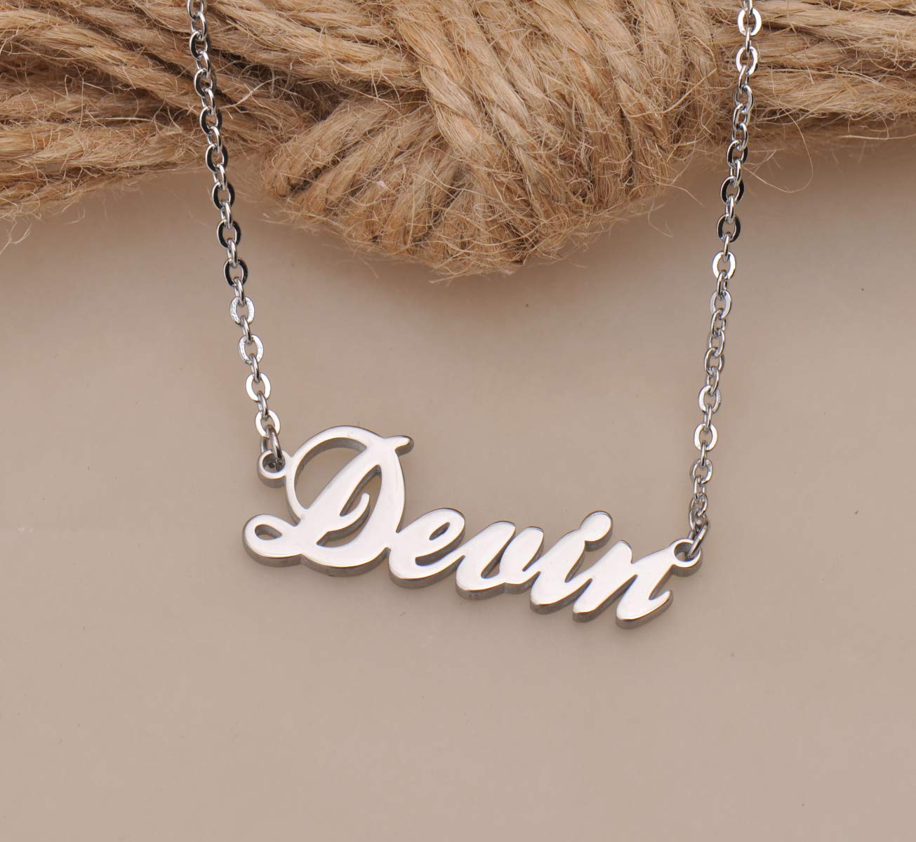 Personalized Name Necklace for Mom - Custom Engraved Stainless Steel Jewelry Gift for Women - Birthday, Anniversary, Mother's Day Present