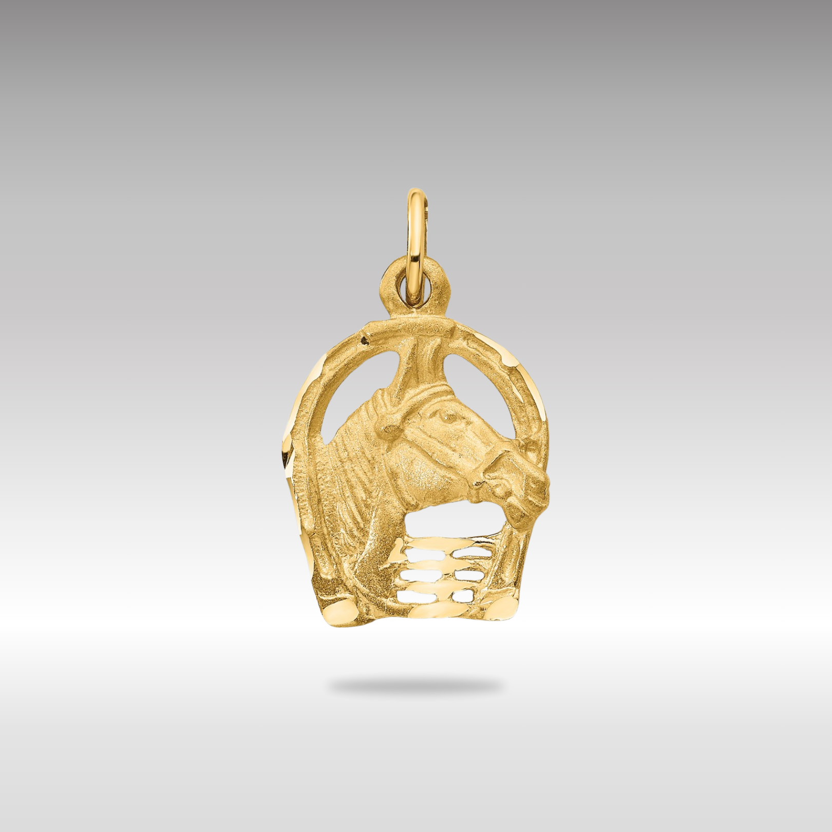 14K Gold Diamond-Cut Horse Head in Horseshoe Pendant Necklace - Elegant Equestrian Jewelry for Women, Perfect Gift for Horse Lovers & Western Style Fashion