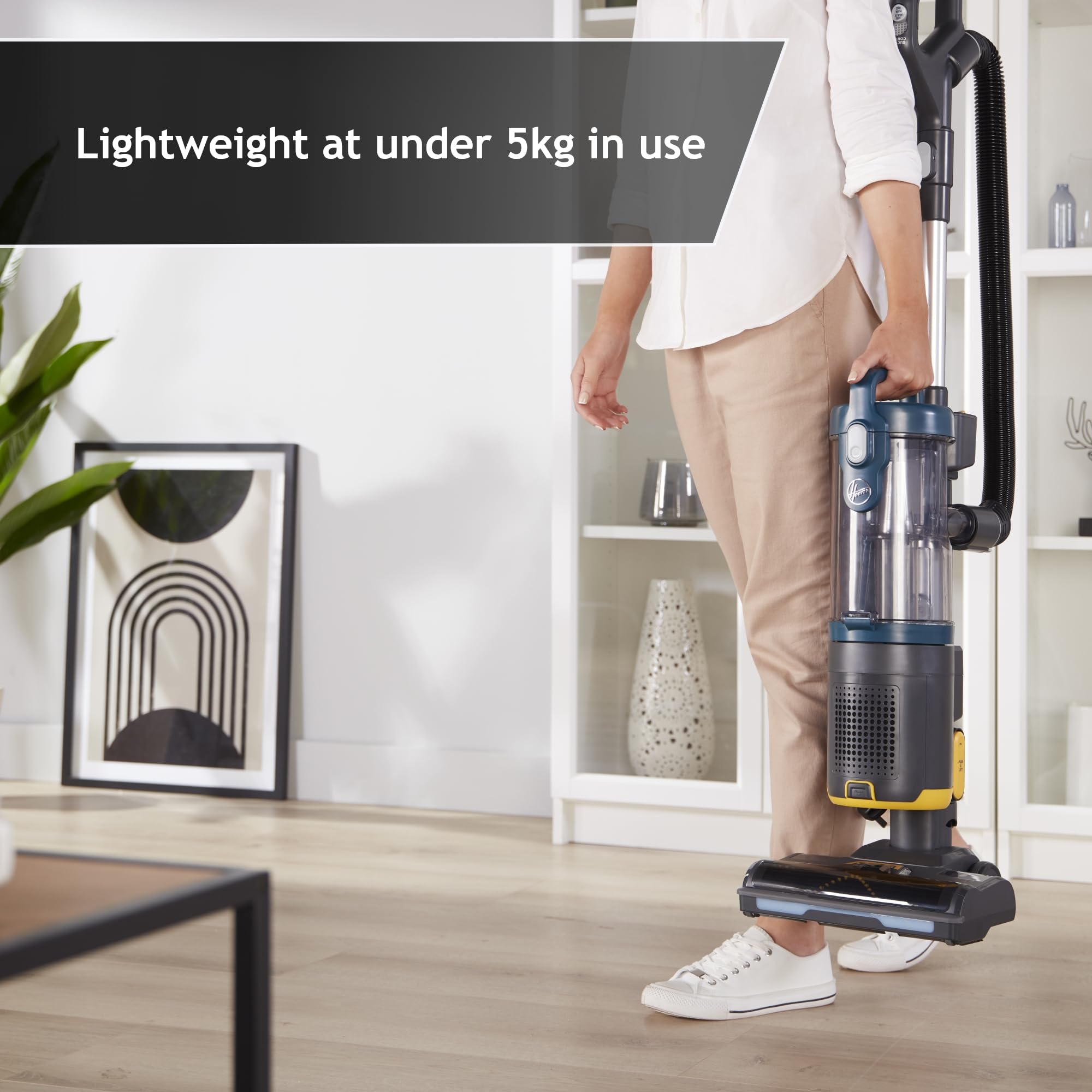 Hoover HL4 Upright Vacuum Cleaner for Pets - Lightweight & Powerful 2-in-1 Corded Vacuum with Lift-Away Portable Mode & Pet Hair Tool - Ideal for Hardwood Floors, Carpets & Pet Hair Removal [HL410PT]