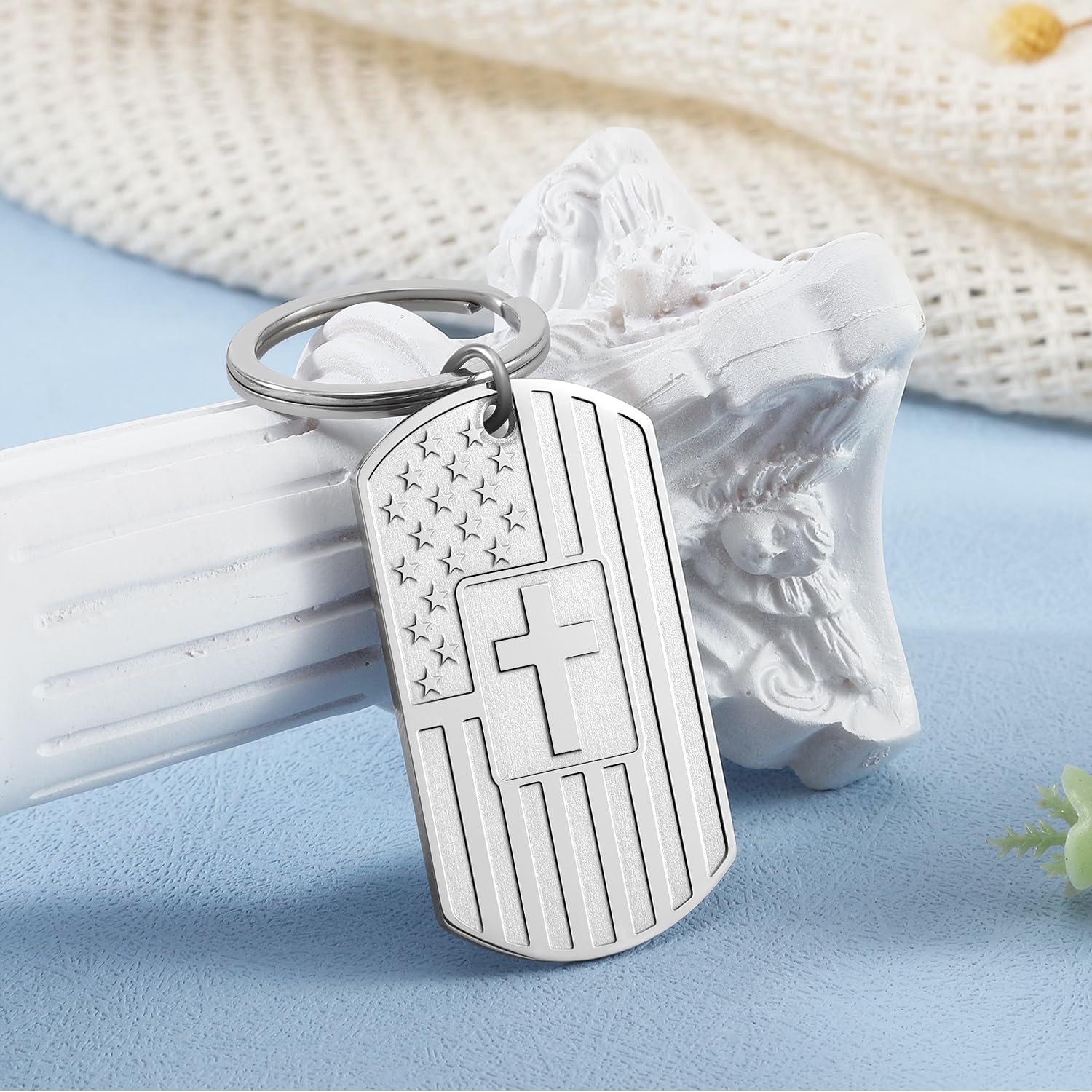 Personalized Sister Keychain Gift - Thoughtful Birthday, Christmas & Valentine's Day Present from Brother | Perfect for Keyrings, Bags & Everyday Carry