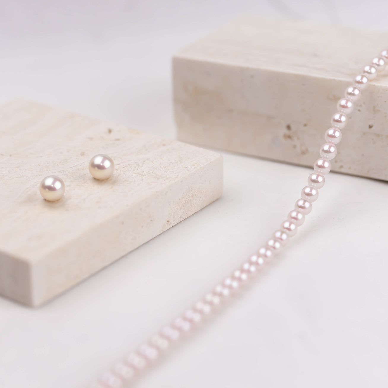 18K Gold HANADAMA Akoya Pearl Necklace - AAA Grade Aurora Luster - Elegant Jewelry Gift for Women (Wedding, Anniversary, Party)