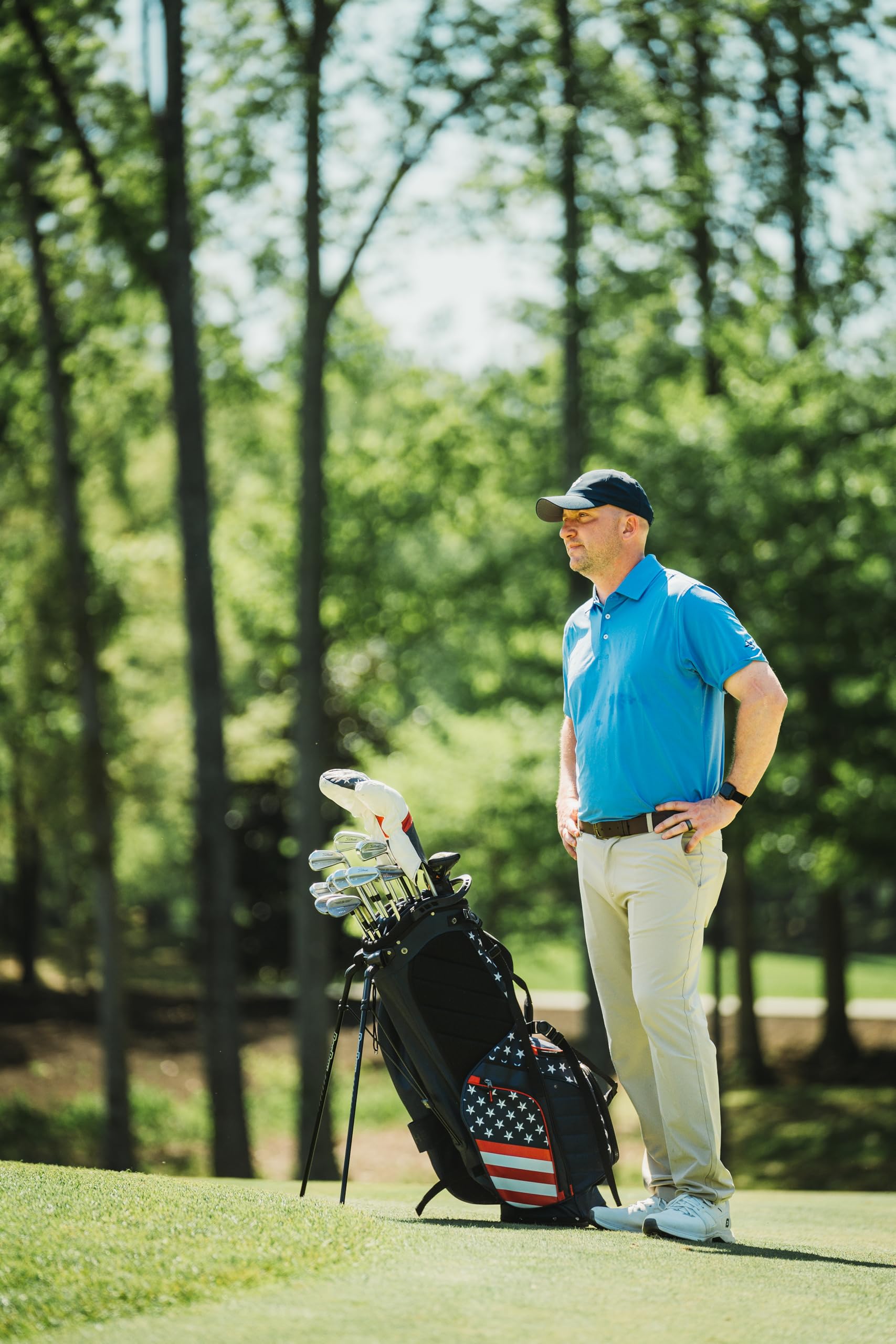Bag Boy HB-14 Hybrid Golf Stand Bag - Lightweight & Durable Golf Bag with 14-Way Divider - Perfect for Course Play & Driving Range Practice