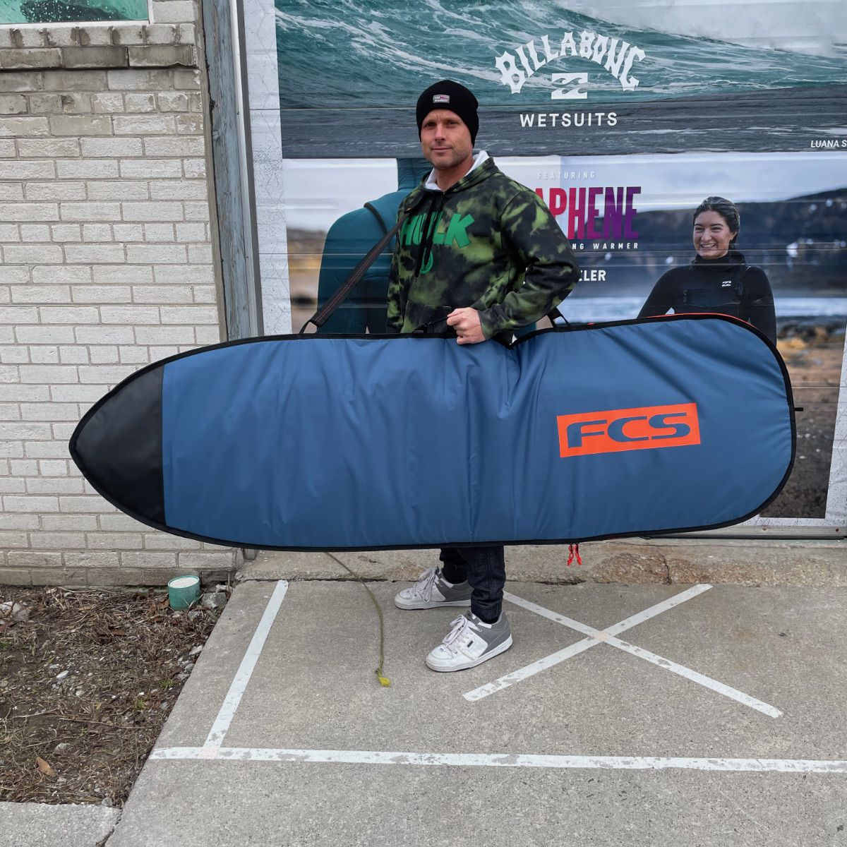 FCS Classic Hybrid & Funboard Surfboard Bag - Durable Steel Blue & White Design for Travel & Storage | Perfect for Surfers & Water Sports Enthusiasts