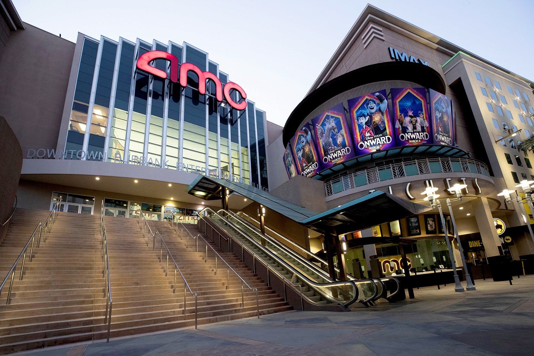AMC Theatres - Movie Tickets, Showtimes & Theater Locations Near You | Perfect for Date Nights & Family Outings