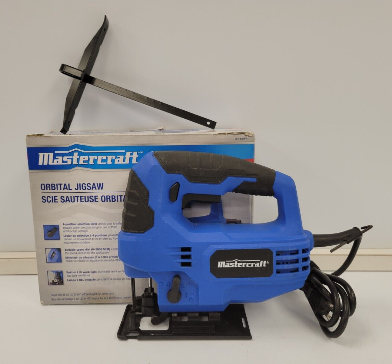 Mastercraft 054-8259-0 Orbital Jigsaw - Powerful Electric Saw for Woodworking, Metal Cutting & DIY Projects - Perfect for Home Improvement & Crafting