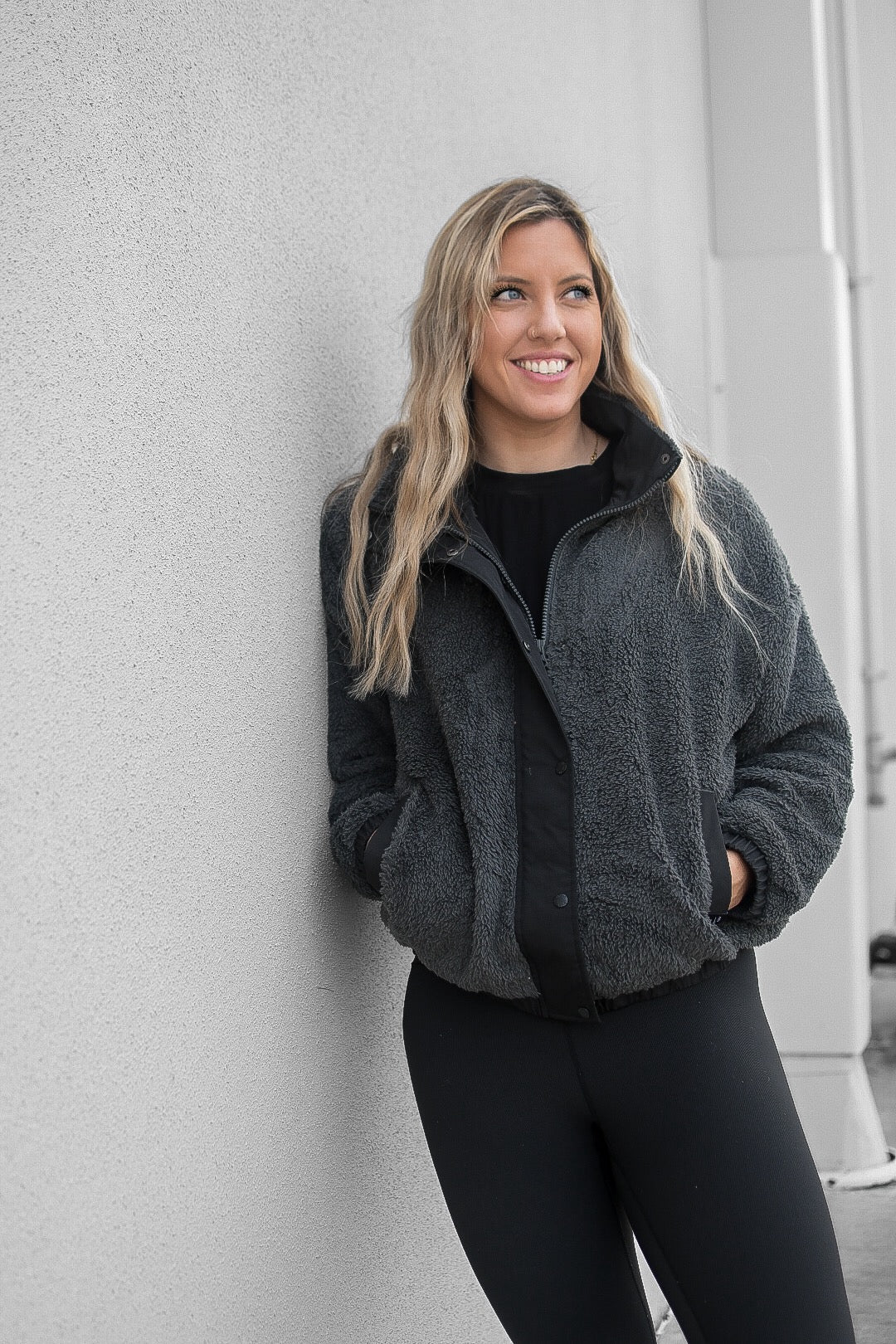Warm Sherpa Jacket for Adults - Soft Fleece Lined Coat for Men & Women | Perfect for Winter, Outdoor Activities & Casual Wear