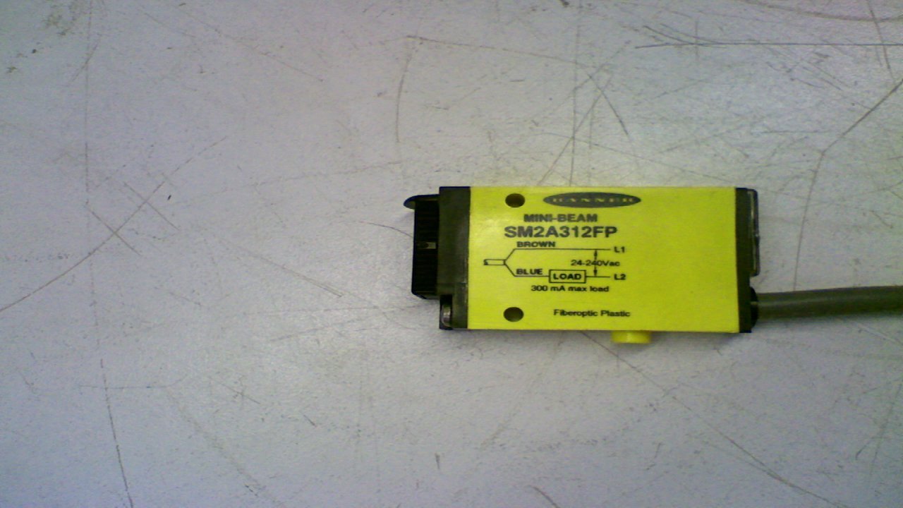 BANNER ENGINEERING SM2A312FP Photoelectric Sensor - 2-Wire Solid-State Plastic Fiber Optic, SPST Output, 24-240V AC Input, Mini-Beam with 2M (6.5FT) Cable - Ideal for Industrial Automation, Packaging, and Material Handling Systems