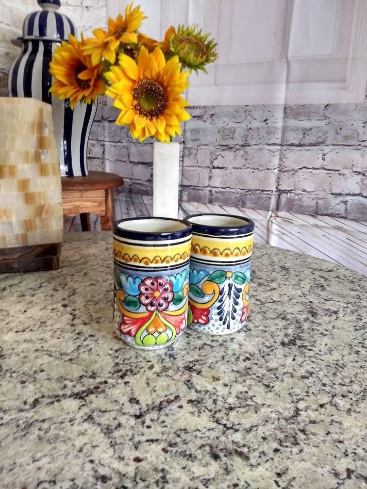 Hand-Painted Majolica Ceramic Talavera Pitcher Set with 6 Tumblers - Traditional Mexican Style Pitcher and Mug Gift Set for Margaritas, Lemonade & Iced Tea - Perfect for Parties, Home Decor & Kitchen Use