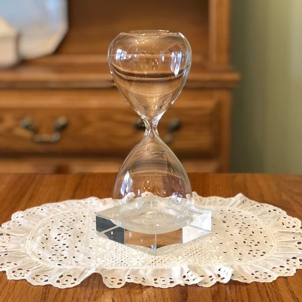 Freestanding Fillable Hourglass Urn - Elegant Memorial Keepsake for Ashes - Perfect for Home Display, Funeral Services & Memorial Ceremonies