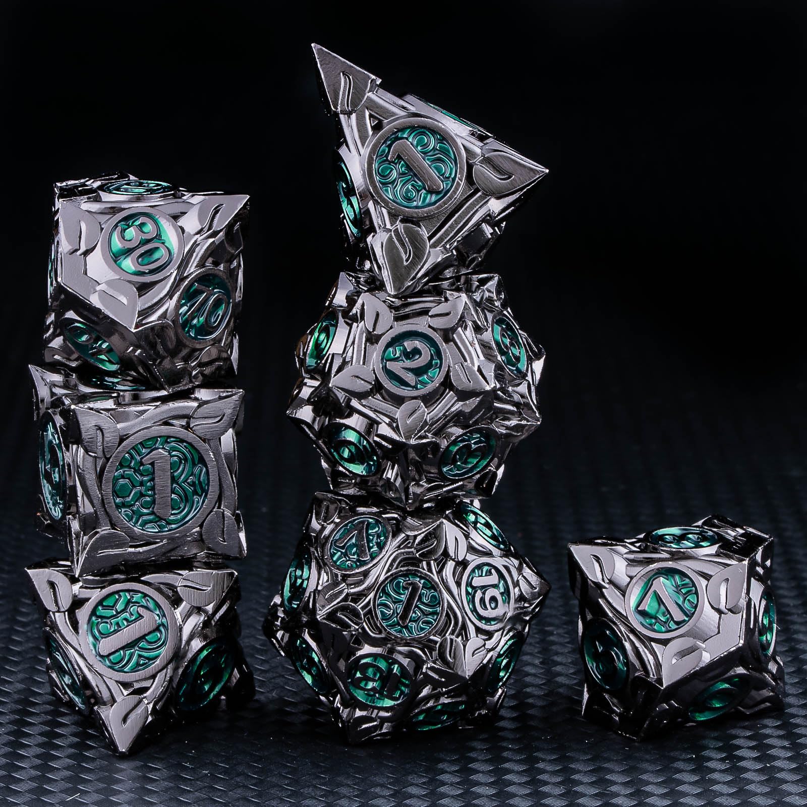 Premium 7-Piece Metal DND Dice Set for Dungeons & Dragons - Nature Vines Leaf Design Polyhedral RPG Dice (D20, D12, D10, D8, D6, D4) with Gift Box - Perfect for Tabletop Gaming, RPG Sessions & Collector's Display
