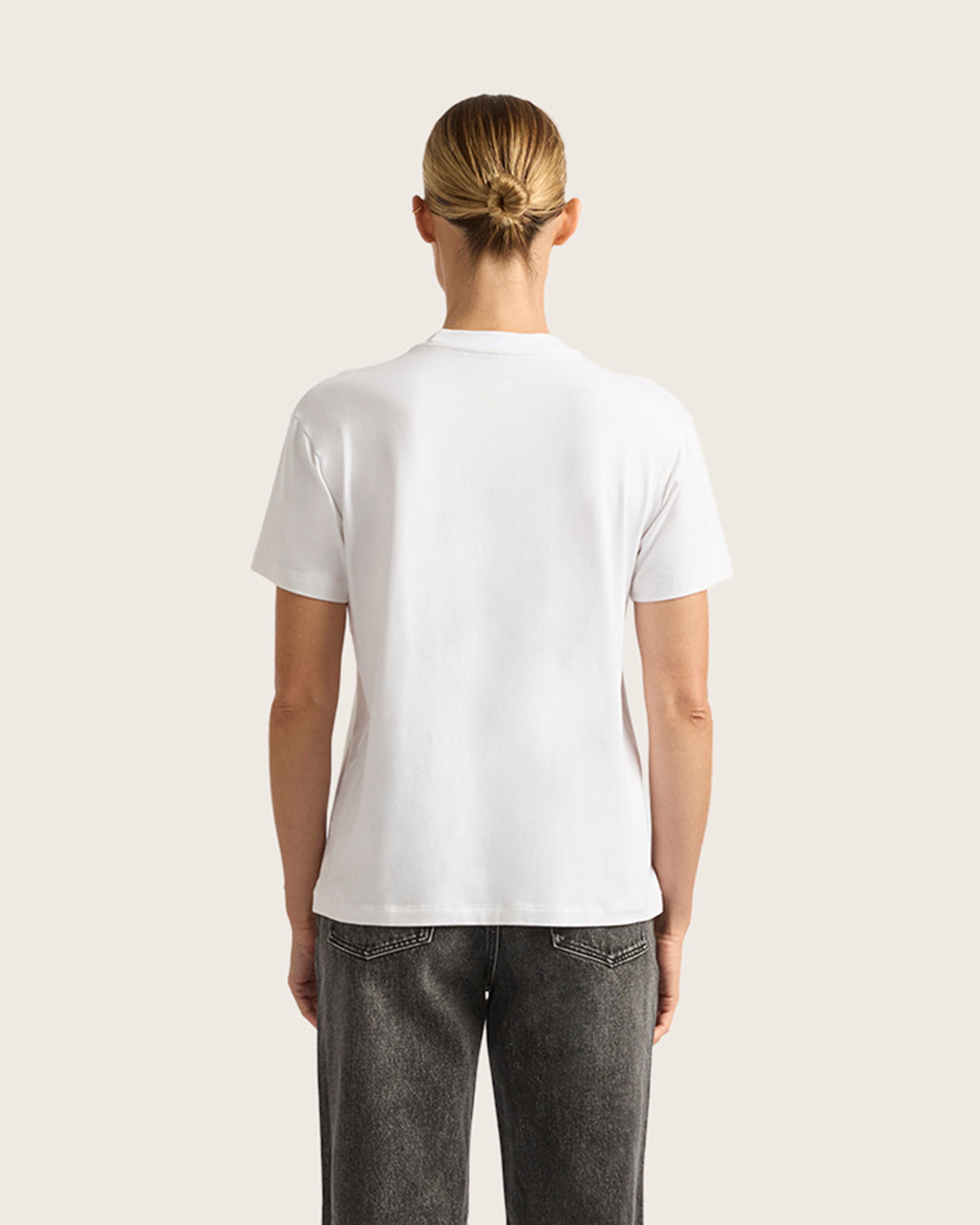 Women's Classic Crew Neck T-Shirt - Soft Cotton Comfort Fit White Tee for Casual Wear & Everyday Outfits