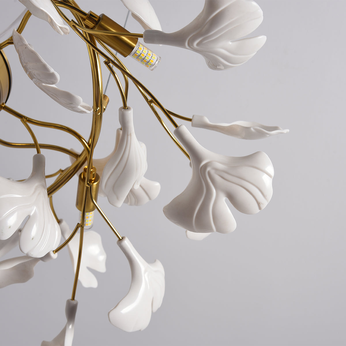 Elegant Ginkgo Leaf Chandelier - Modern Gold Brass Ceiling Light Fixture for Dining Room, Living Room & Bedroom Decor