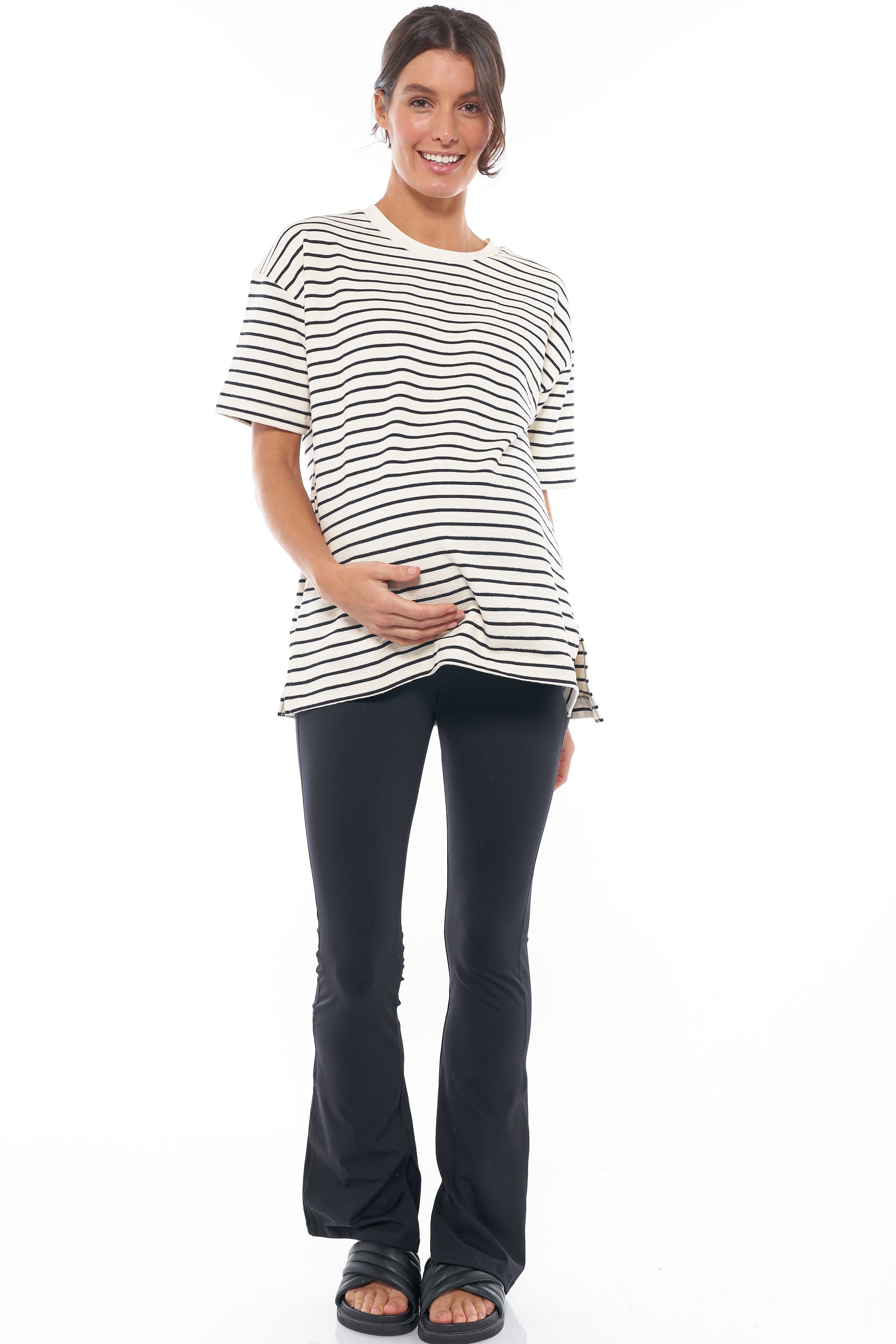 Comfortable and Stylish Nursing Tee for Moms - Perfect for Breastfeeding, Pumping, and Everyday Wear