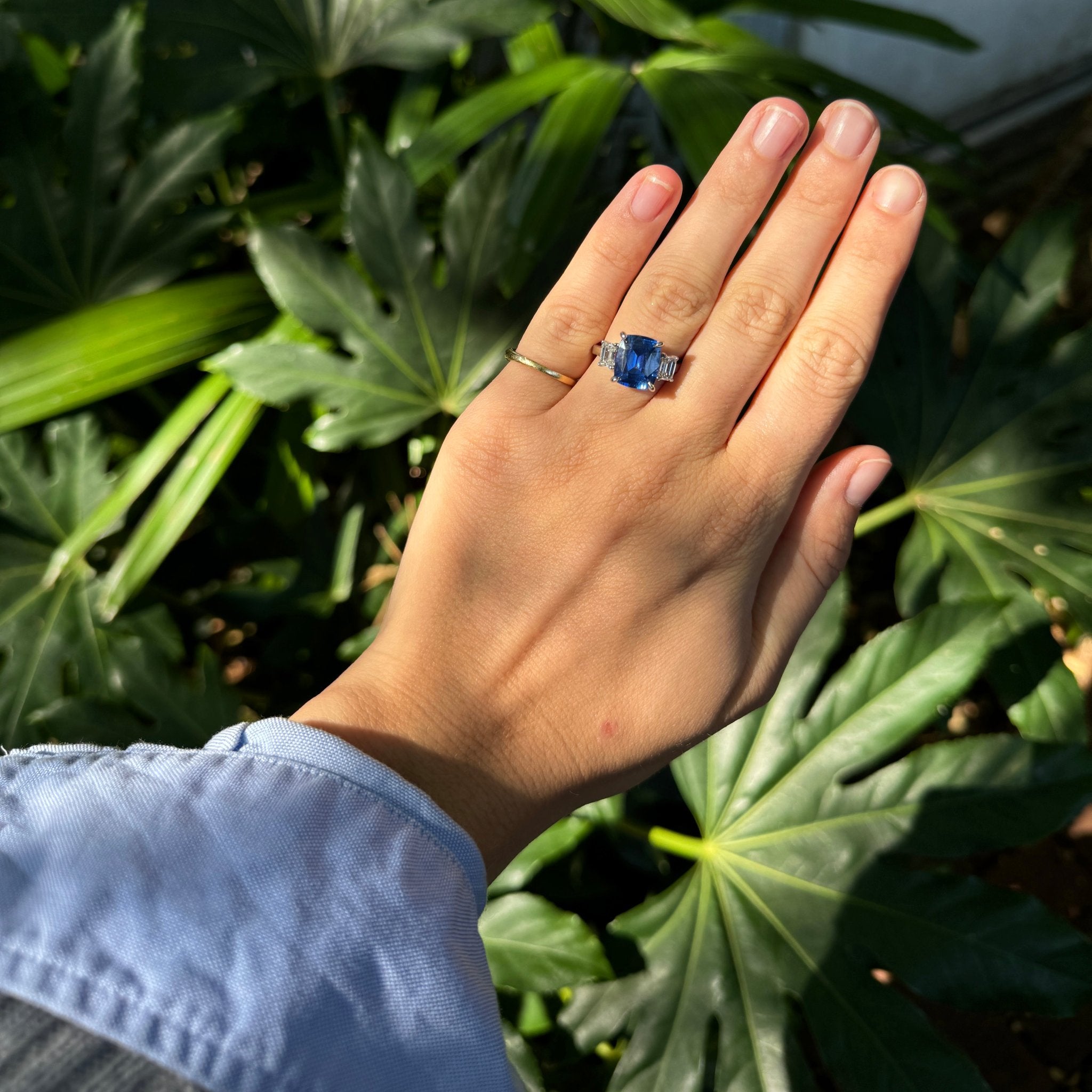 6.26ct Cushion Cut Blue Sapphire & Diamond Three Stone Platinum Engagement Ring - Perfect for Proposals, Anniversaries & Bridal Jewelry