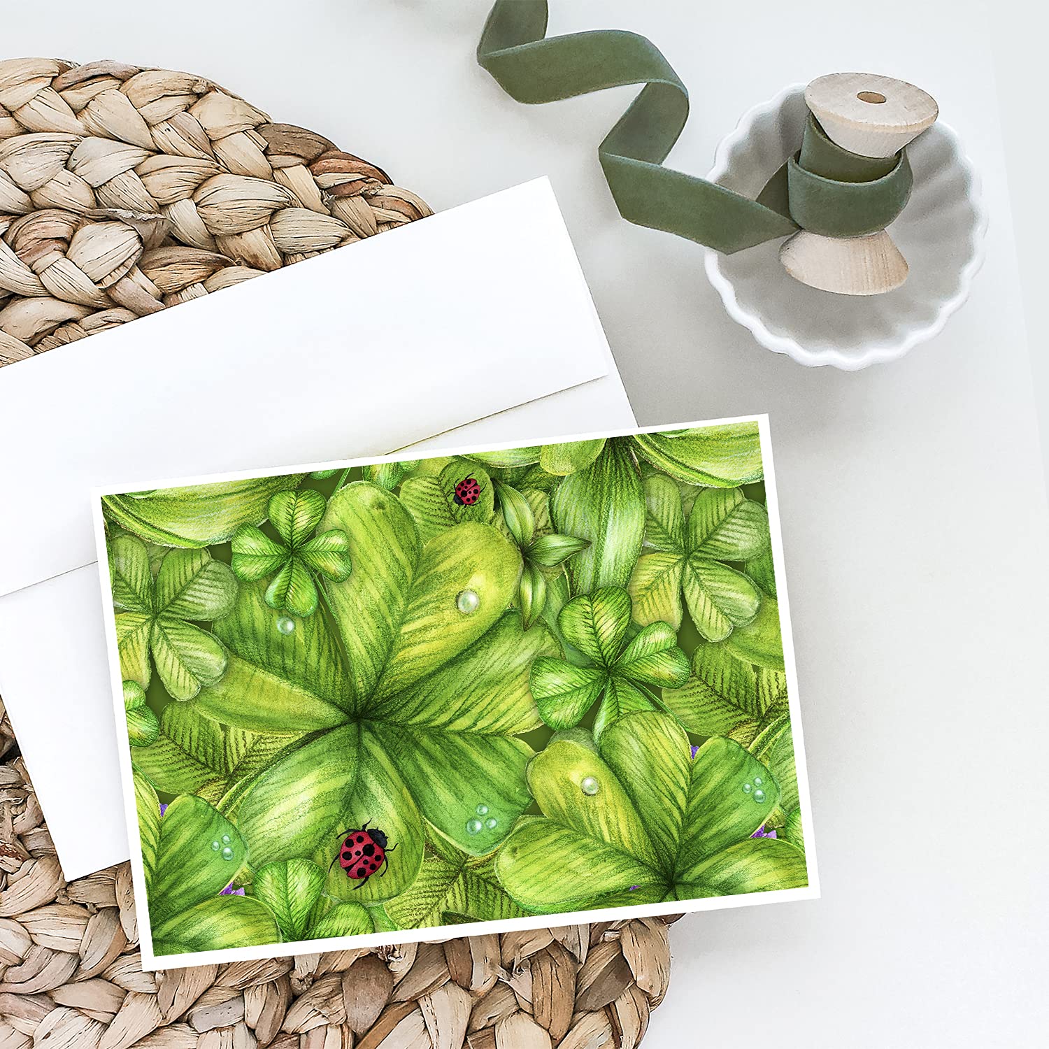 Shamrocks & Ladybugs Blank Greeting Cards - Pack of 8 A7 Size (5x7) Note Cards with Envelopes | Whimsical Irish-Themed Stationery for St. Patrick's Day, Birthday Wishes & Thank You Notes