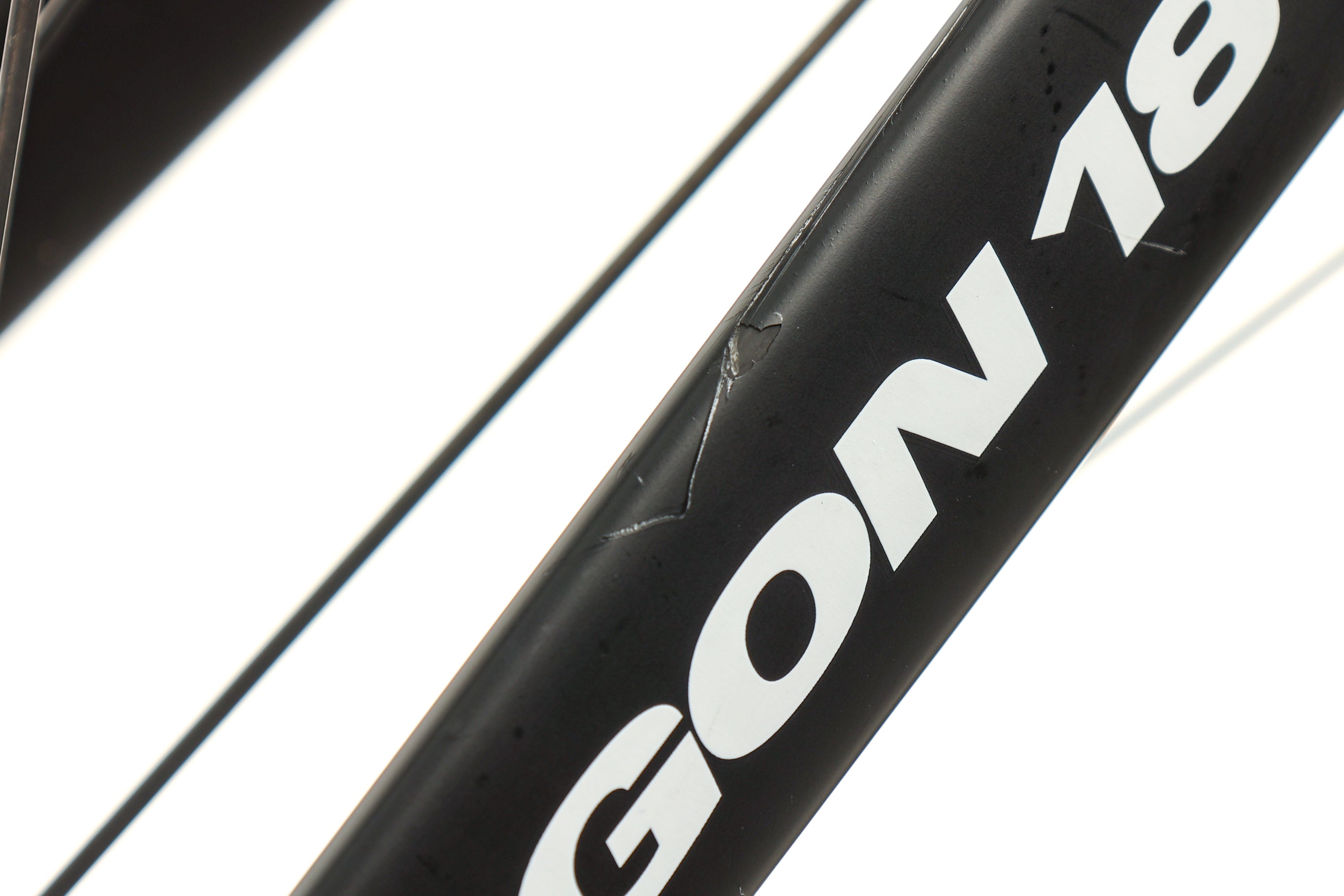 Argon 18 E-119 TRI+ Triathlon Bike - 2017 Model, Medium Size | Lightweight Carbon Frame for Competitive Racing & Endurance Training