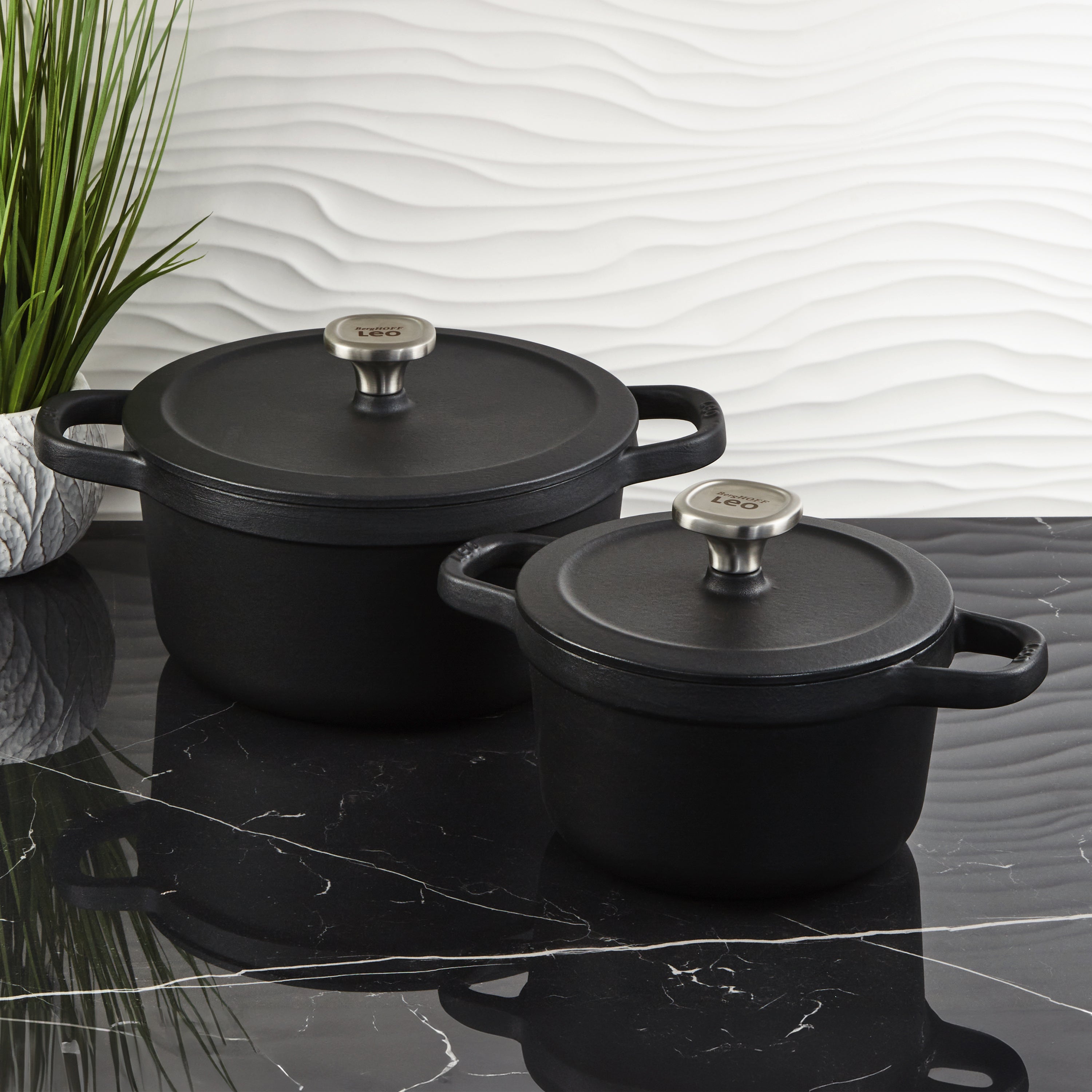BergHOFF Leo Graphite 4-Piece Cast Iron Cookware Set - Durable Nonstick Skillet & Pots for Stovetop, Oven & Grill Cooking - Perfect for Searing, Frying, Baking & Camping