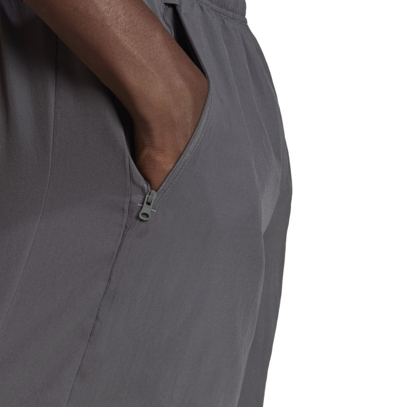 Adidas Men's Train Essentials 7-Inch Woven Workout Shorts - Lightweight Gym Running & Training Shorts for Men - Perfect for Workouts, Jogging & Casual Wear