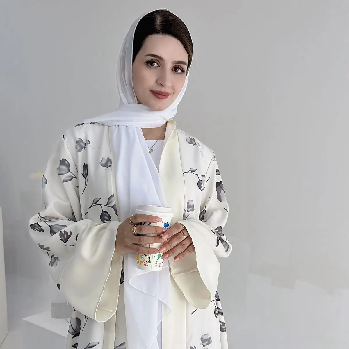 Elegant Muslim Women's Printed Open Abaya Dress - Modest Islamic Fashion for Prayer & Daily Wear