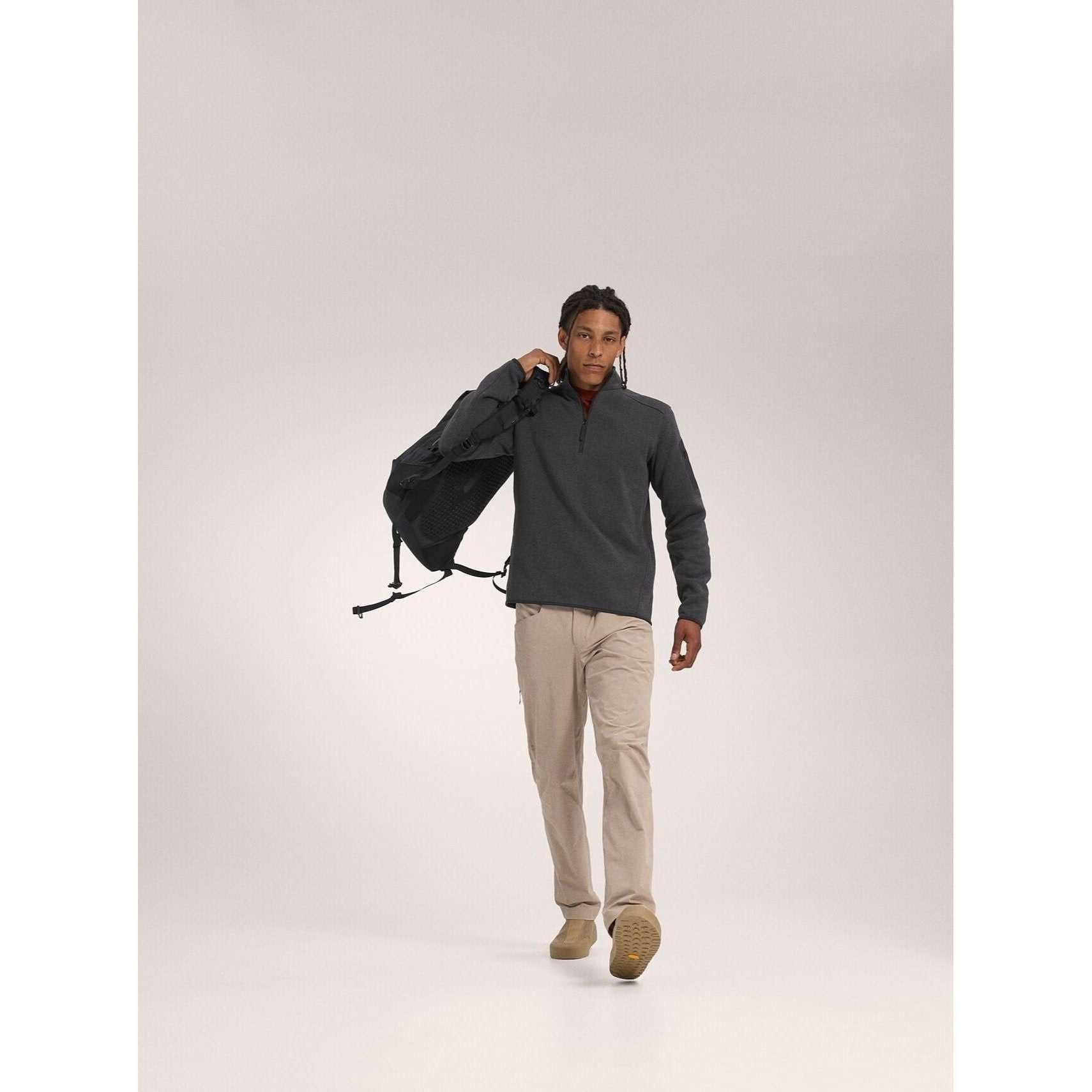 Arc'teryx Men's Covert 1/2 Zip Fleece Pullover - Lightweight Midlayer for Hiking, Camping & Outdoor Adventures