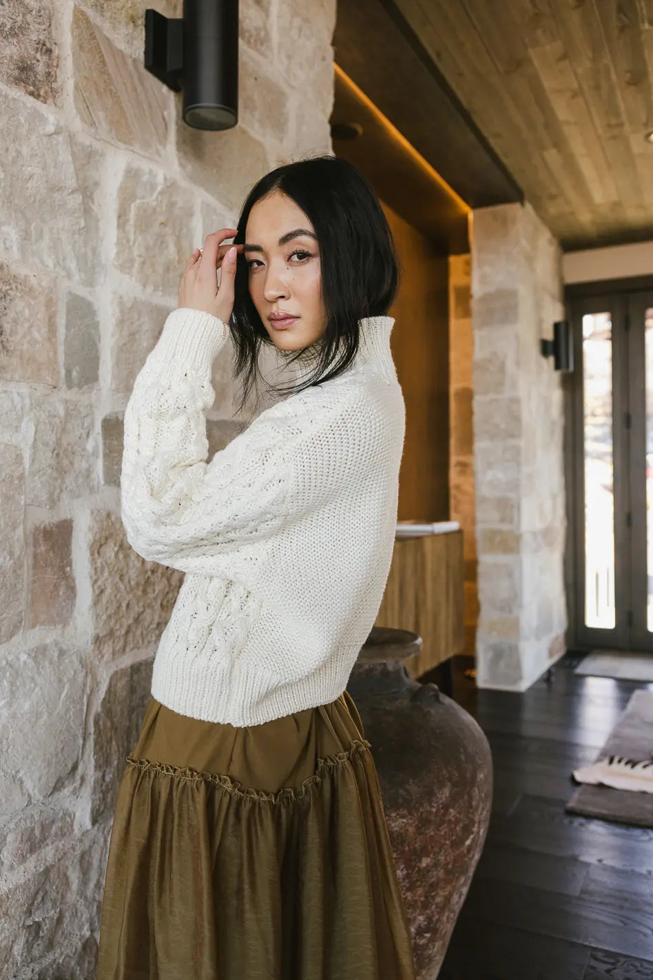 Noah Cable Knit Sweater Women's Cream - Cozy Winter Pullover for Casual Outfits & Holiday Gatherings
