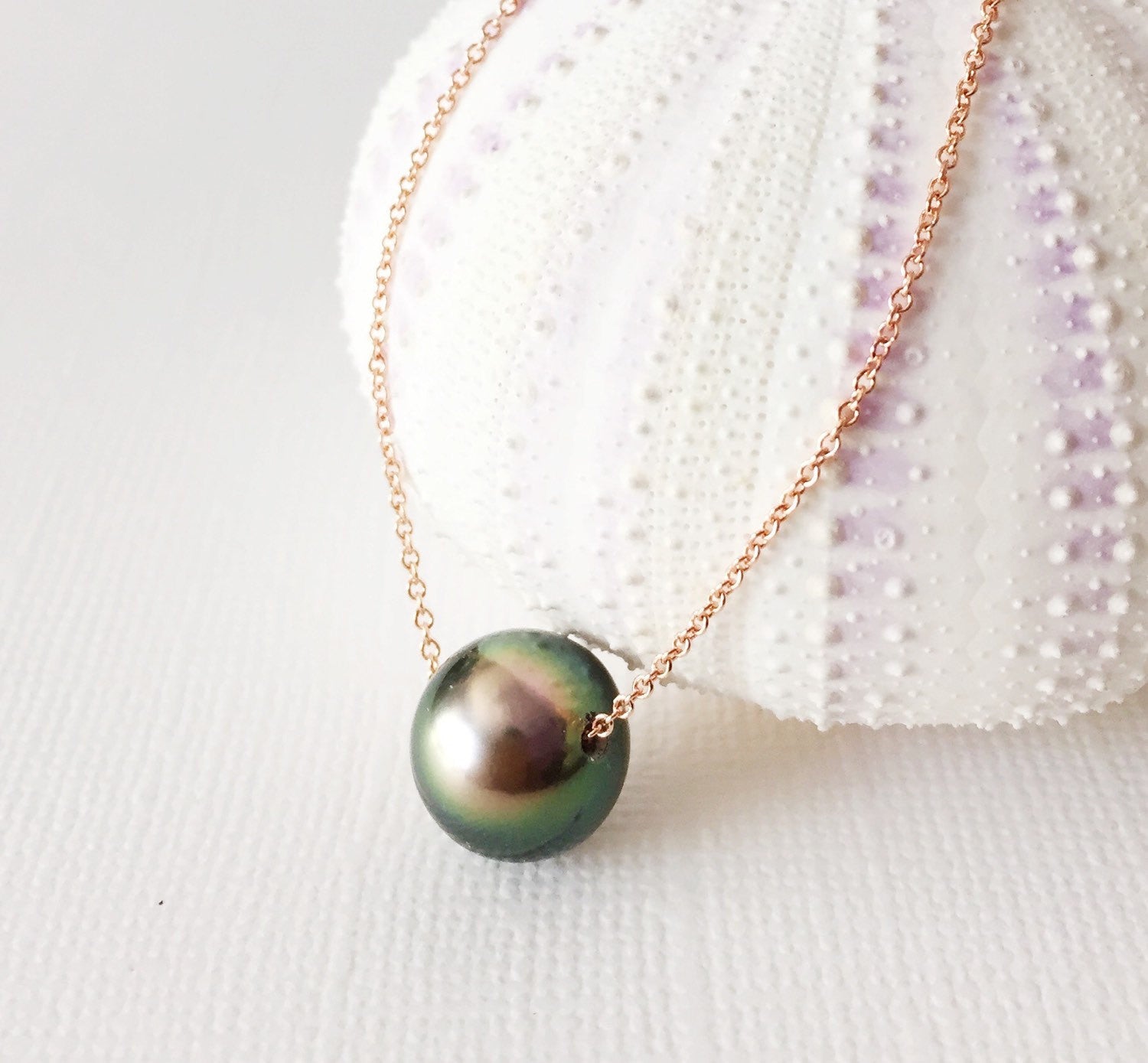Exquisite Tahitian Pearl Necklace (N102) - Elegant Black Pearl Jewelry for Women, Perfect for Weddings, Parties & Special Occasions