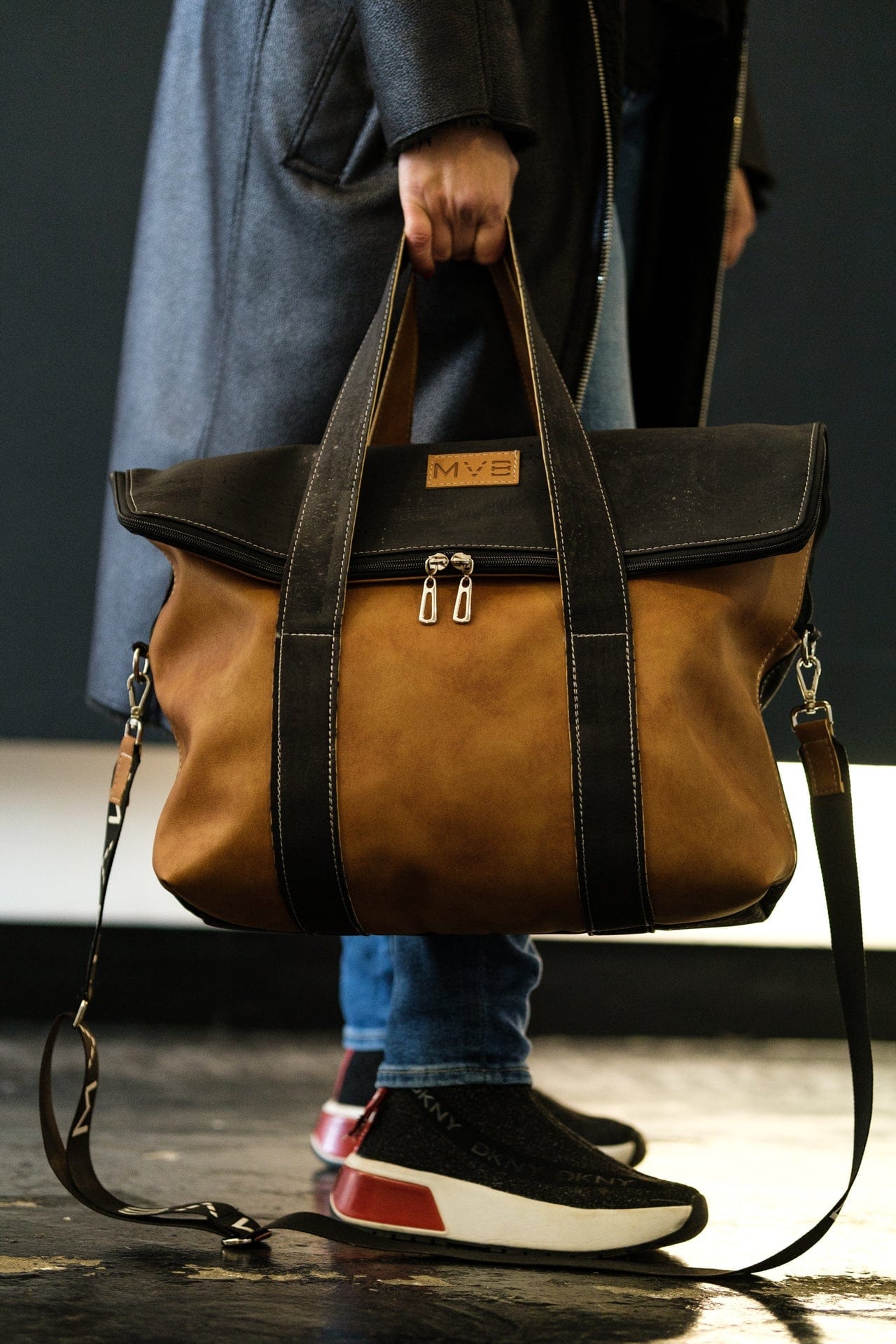 Vegan Cork Messenger Bag for Women & Men - Versatile & Stylish The Versa Flop in Black & Camel - Perfect for Work, Travel & Everyday Use