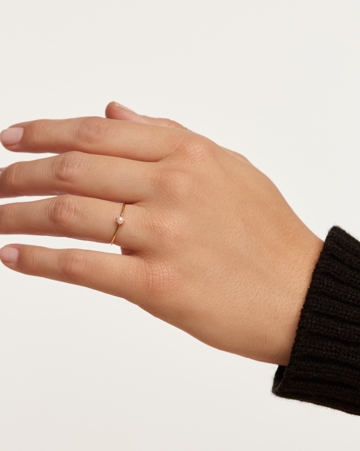 GRID Solitary Pearl Gold Ring - Elegant 14K Gold Pearl Ring for Women, Perfect for Weddings, Anniversaries & Special Occasions