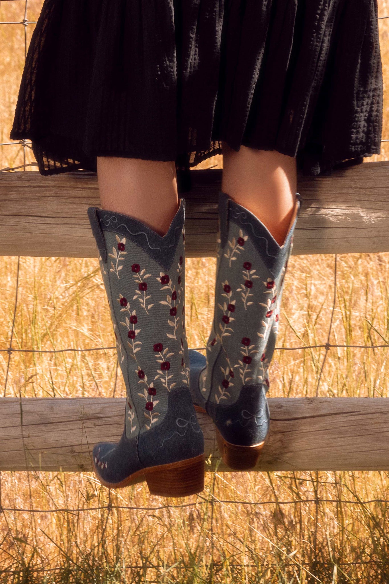 Stylish Denim Rosemary Cowgirl Boots for Women - Perfect for Country Rides, Concerts & Western Fashion