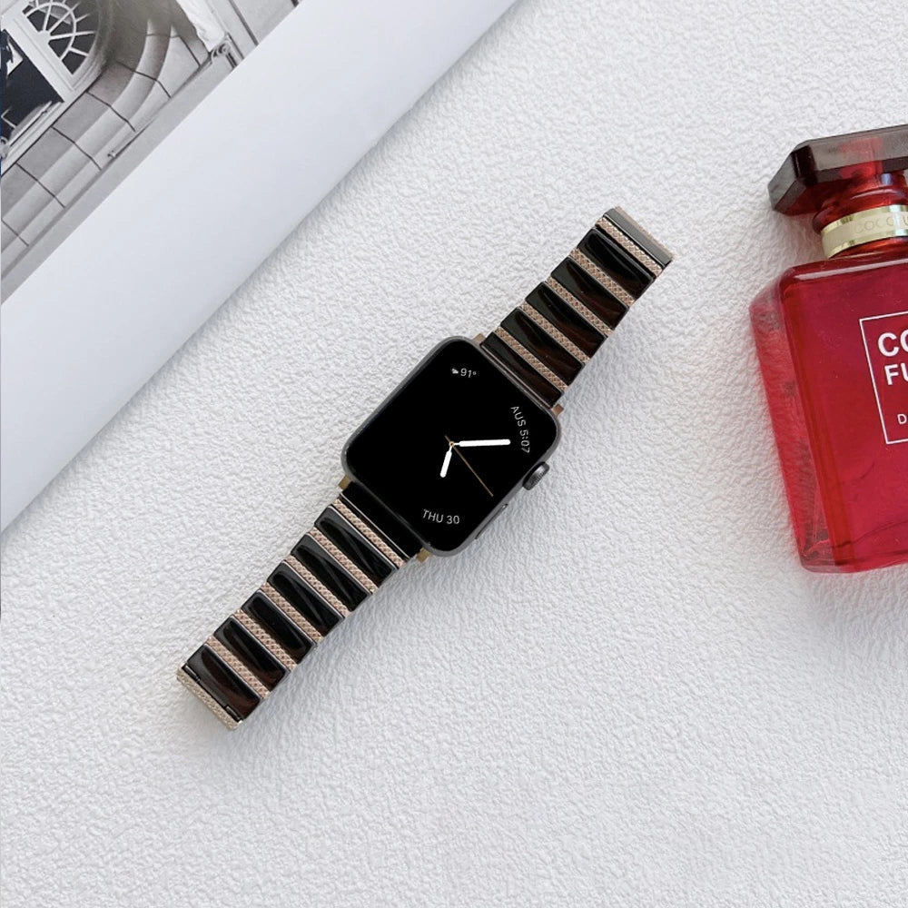 CeramiChic Elegant Ceramic Apple Watch Band for Women - Stylish & Durable Smartwatch Accessory for Workouts, Office & Everyday Wear