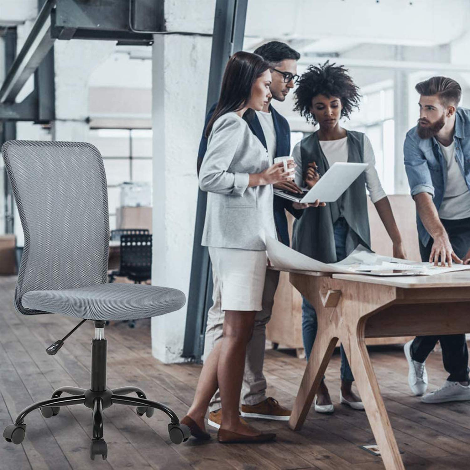 Ergonomic Office Chair with Mesh Back - Adjustable Computer Desk Chair for Home & Office, 360° Swivel & Rolling Casters, Comfortable Gray Task Chair for Adults - Perfect for Long Work Hours & Gaming Sessions