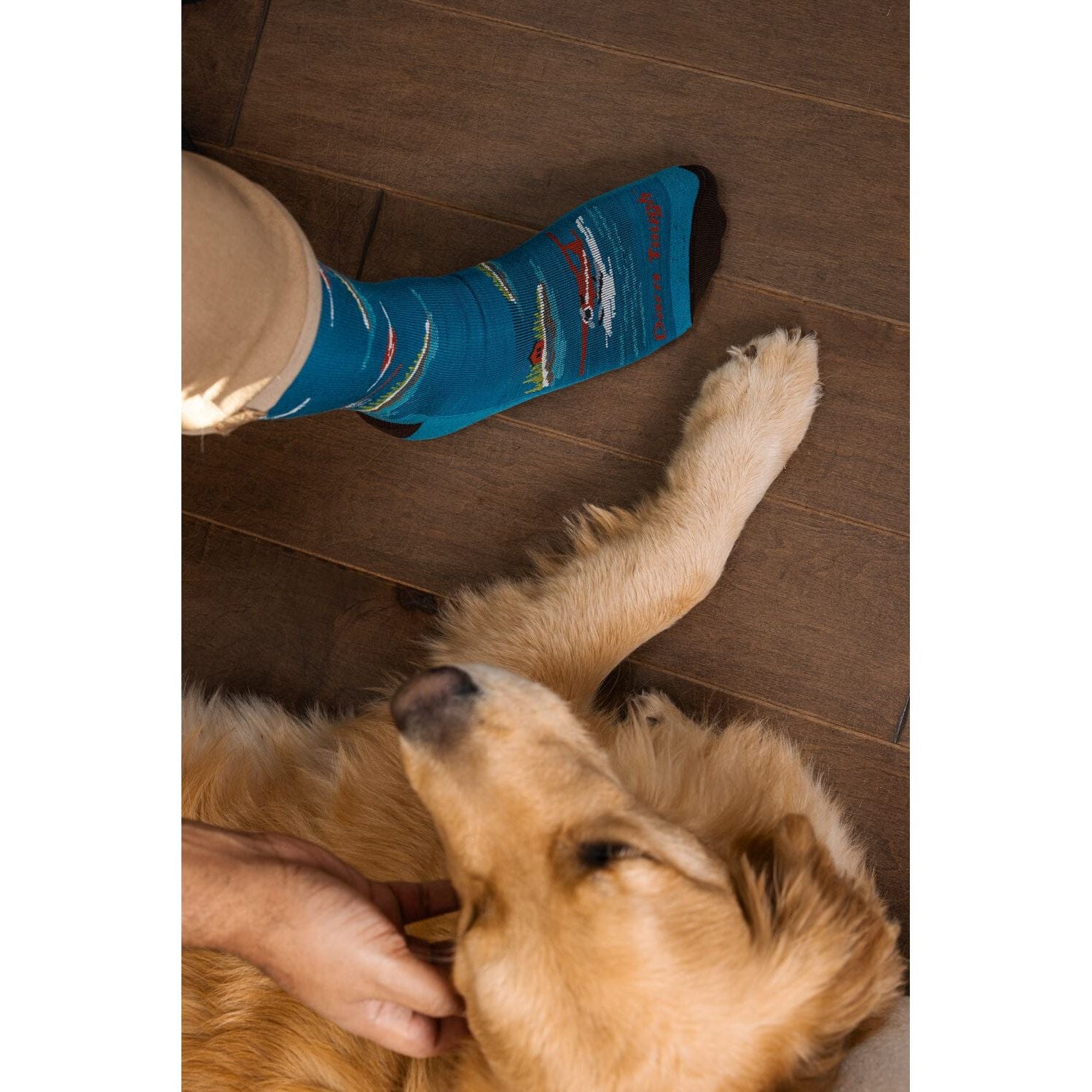 Darn Tough Float Boat Crew Lightweight Lifestyle Socks for Men – Comfortable Hiking, Running & Everyday Wear – Moisture-Wicking & Durable Outdoor Socks