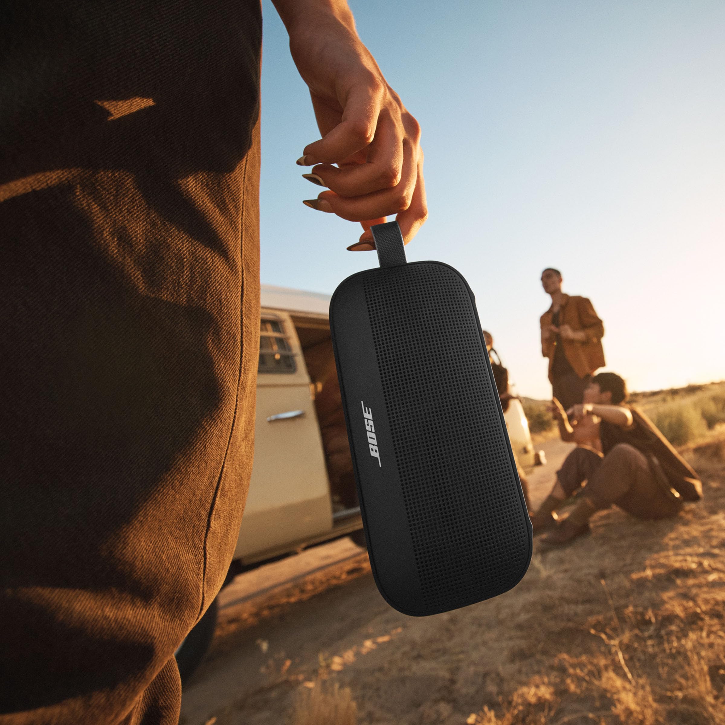 Bose SoundLink Flex Portable Bluetooth Speaker (2nd Gen) - Wireless Outdoor Speaker with Hi-Fi Sound, 12H Battery, IP67 Waterproof & Dustproof, Black - Perfect for Beach, Pool, Camping & Travel