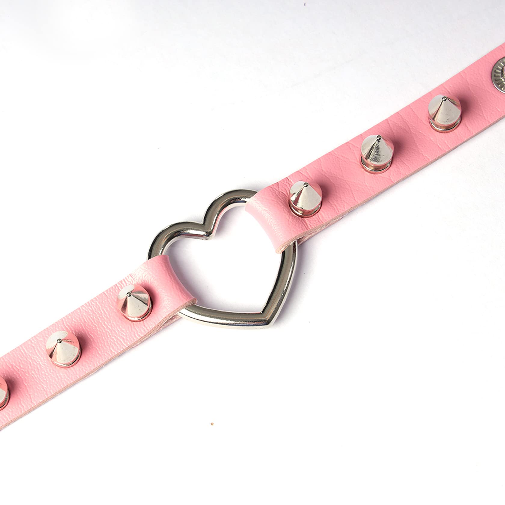 MILAKOO Punk Bracelets for Women & Men - Heart Shaped PU Leather Gothic Wristbands with Spikes, Vintage Style Cuffs - Perfect for Rock Concerts, Halloween Costumes & Alternative Fashion